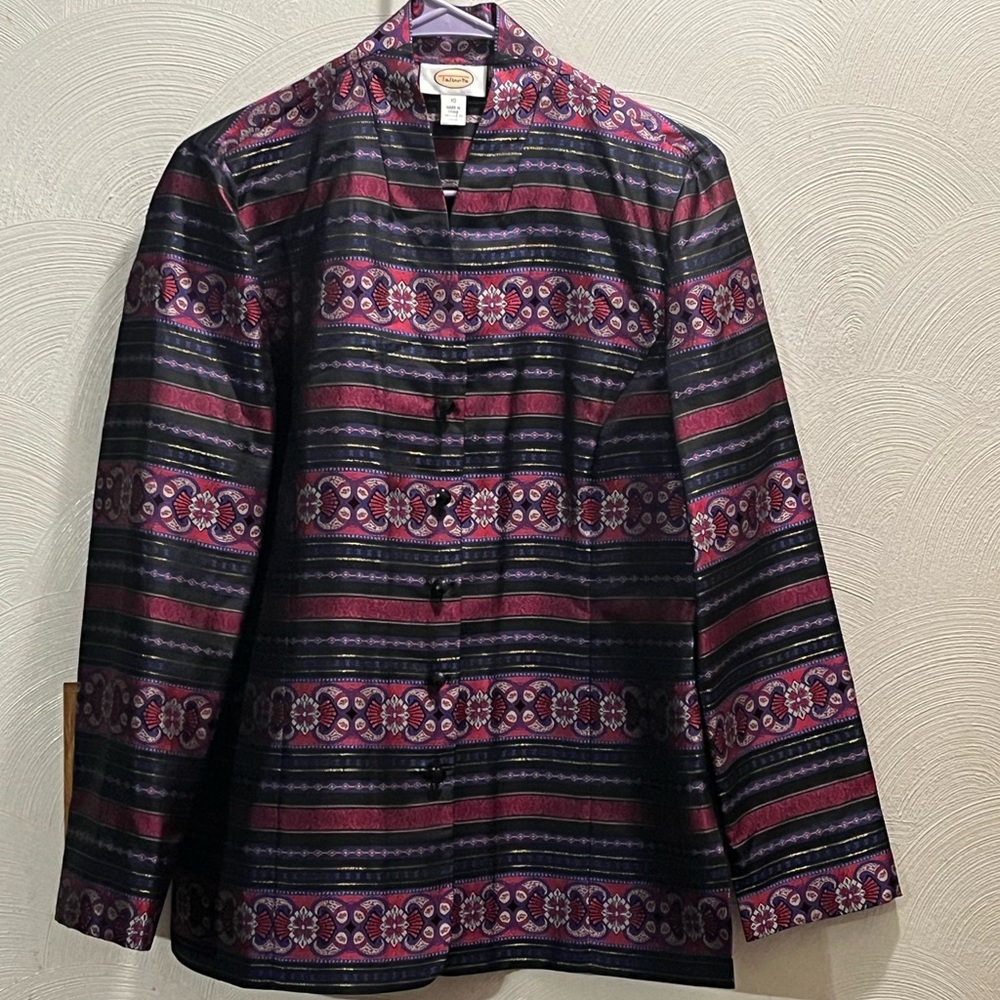 Like New Talbots Oriental Style Patterned Jacket. 98% Silk! Size 10.
